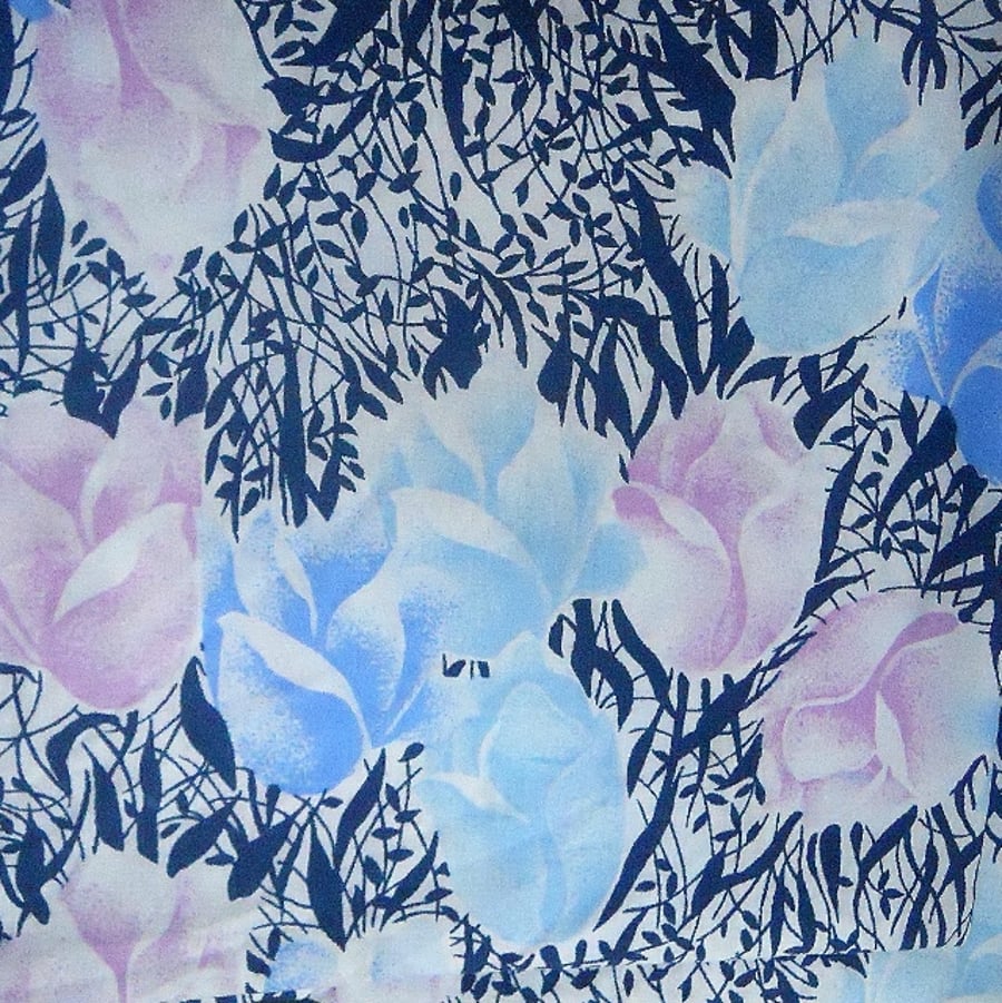  Vintage RETRO tulip Fabric ( blue)