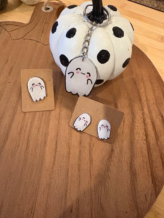 Cute ghost accessories 