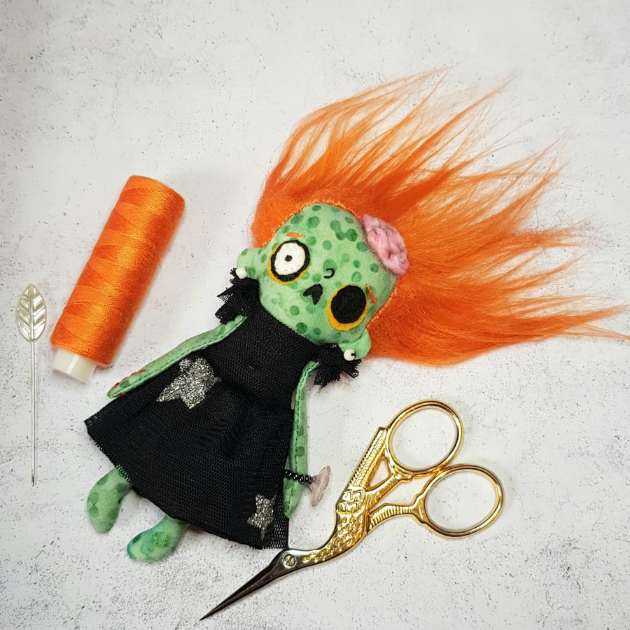 Miniature Art Doll. Zombie Prom Ginger