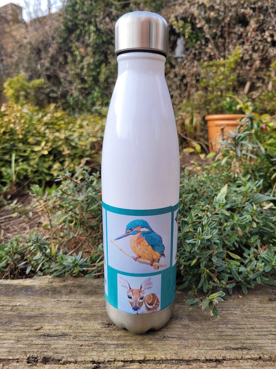 Insulated water bottle (500ml) with a beautiful animal design.