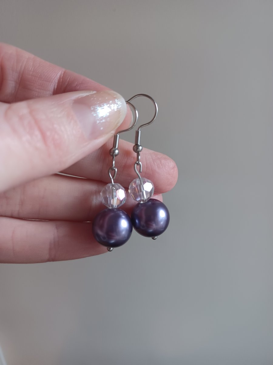 Purple pearl and crystal bead drop earrings 