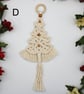 Macrame Christmas tree wall decoration - Image 5