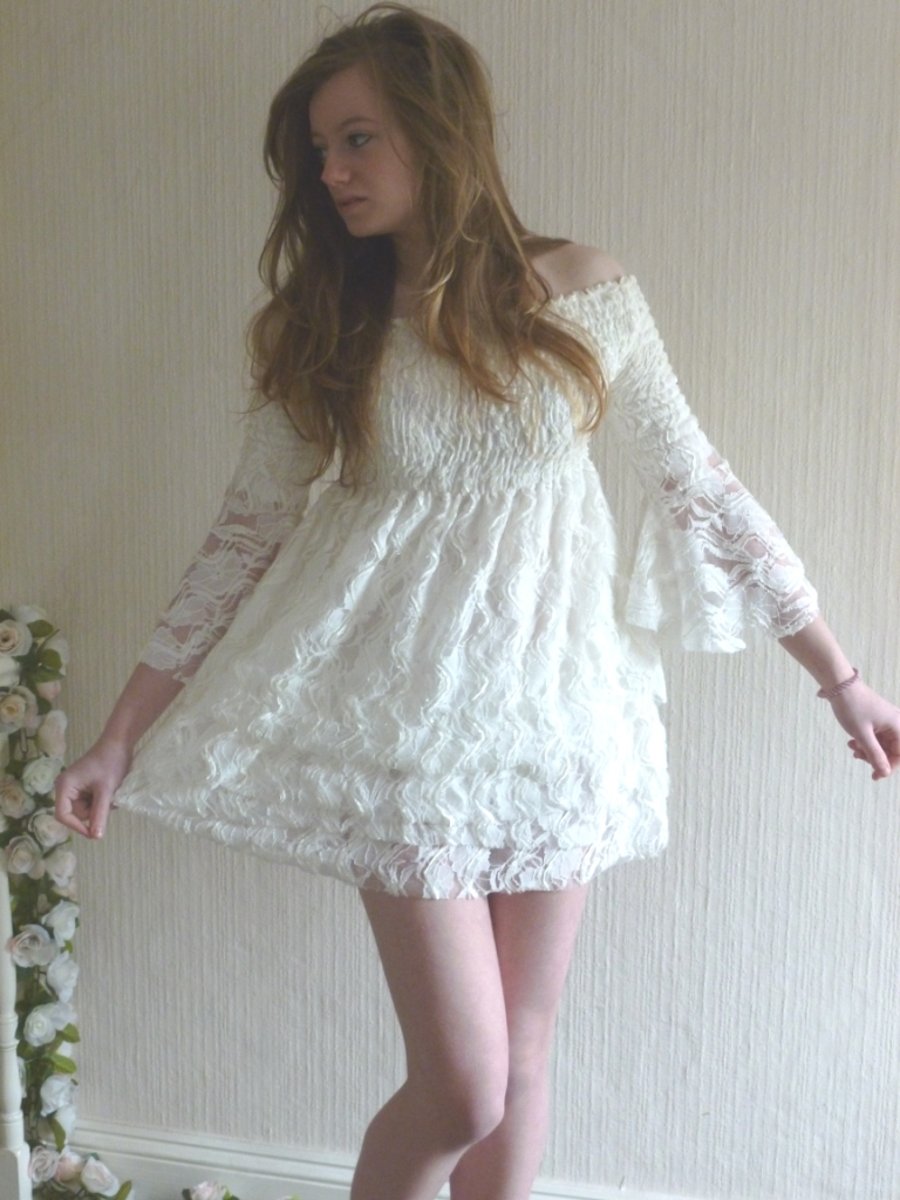 Shirred Lace Beach Wedding Dress-Ivory Cream