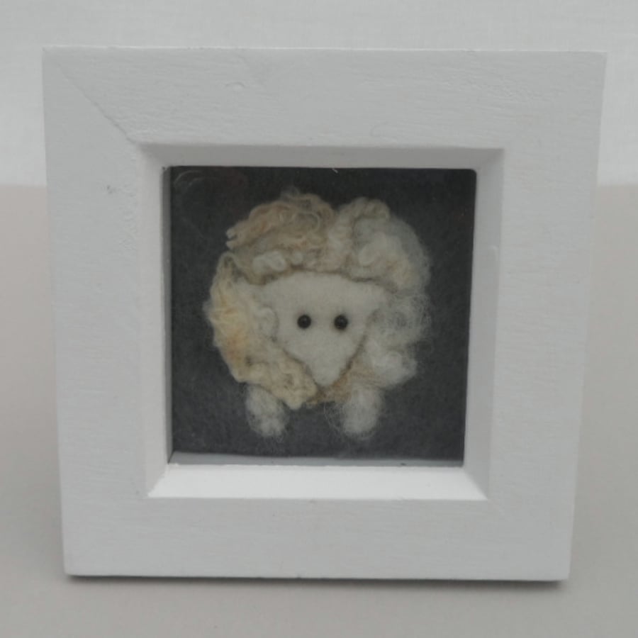 Mini needle felted sheep picture