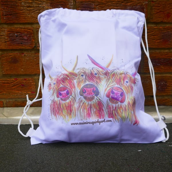 Highland Cow Drawstring bag, 34cm x 40 cm "It's Cool to Be Different"