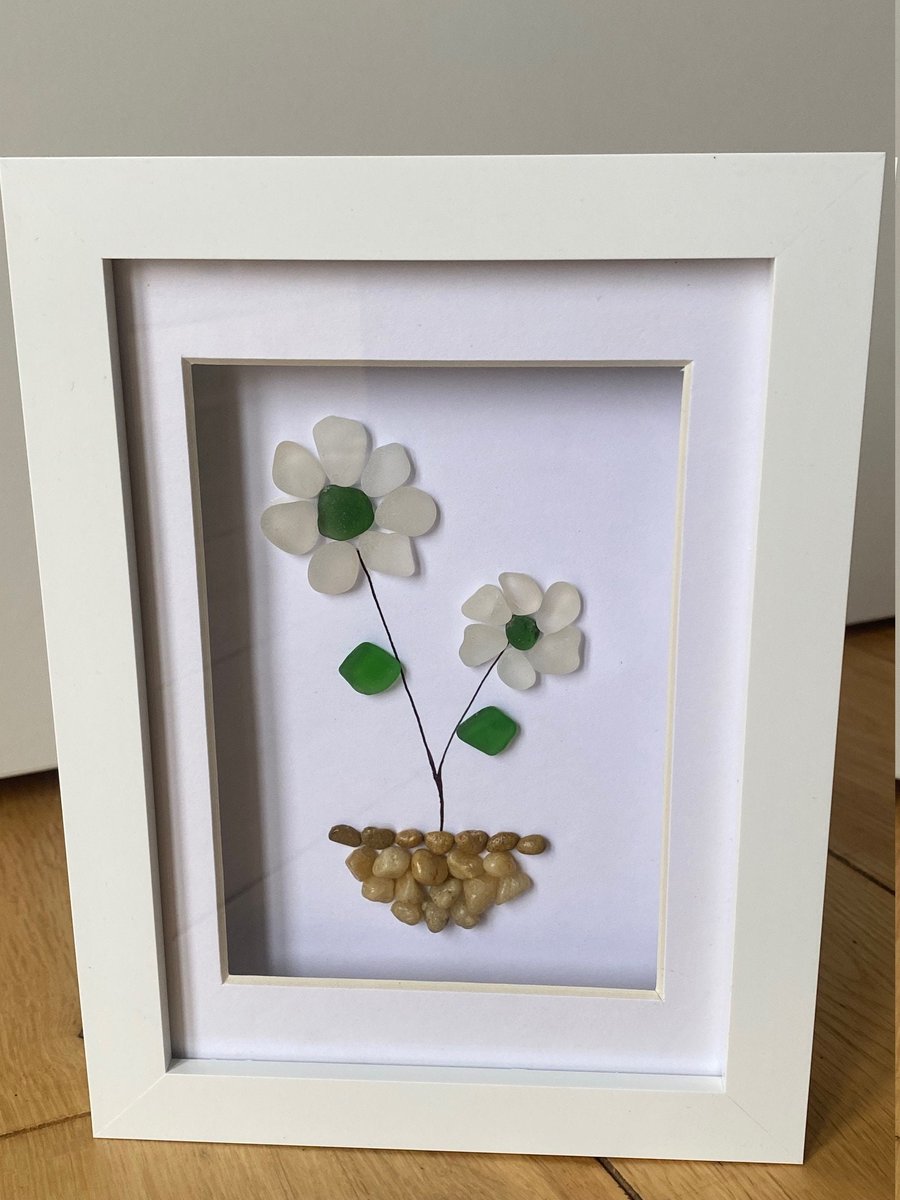 Sea Glass & Pebble Artwork, Sea Glass Flower Frame, Unique Sea Glass Frame, Sea 