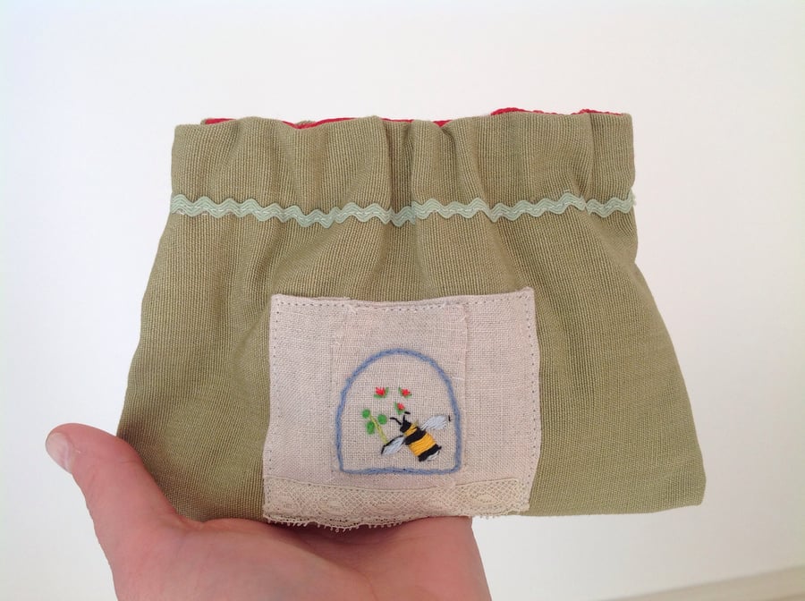 SALE Purse, Hand Embroidered Flex Frame Handmade FREE DELIVERY
