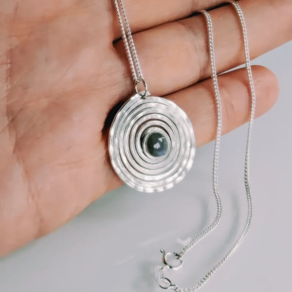 Recycled Sterling Silver Spiral Labradorite pendant: Stone