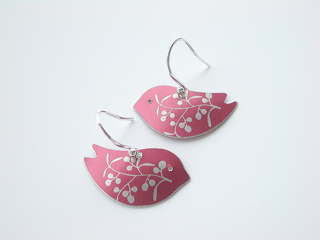  Bird earrings in light red with berries