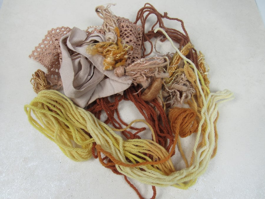 Golden Brown Natural Dye Fibre Scrap Pack