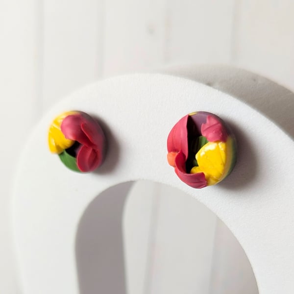Tropical pineapple slice studs