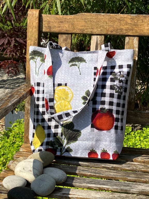 Fruit & Veg Totebag made from 1950s Vintage Fabric