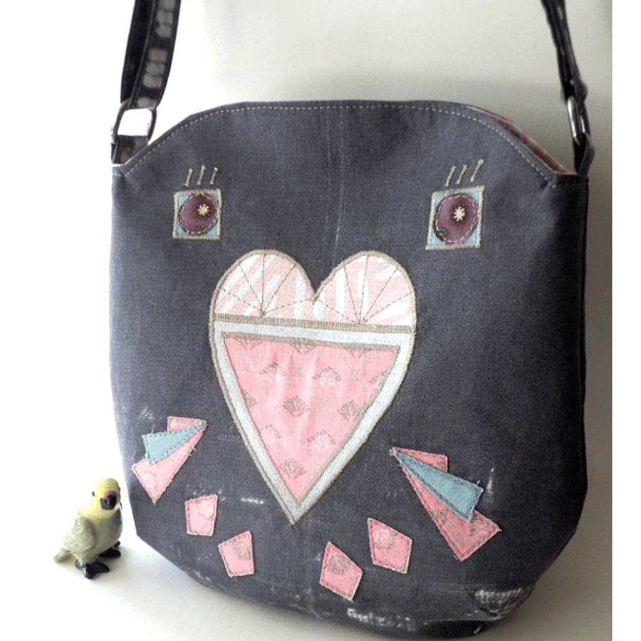 Budgie crossbody bag in grey and pink – art deco inspired design