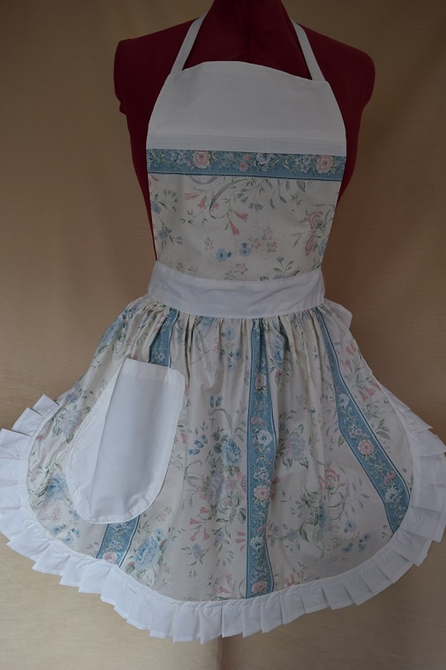 Vintage 50s Style Full Apron Pinny - Cream & Duck Egg Blue