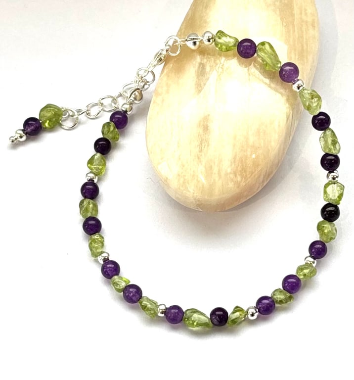 Dainty Amethyst and Peridot Bracelet