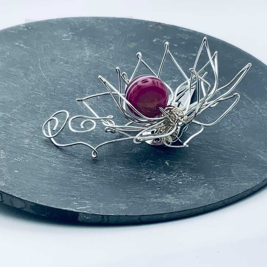 Fuchsia agate bead with wire art open petals decorative hair clip