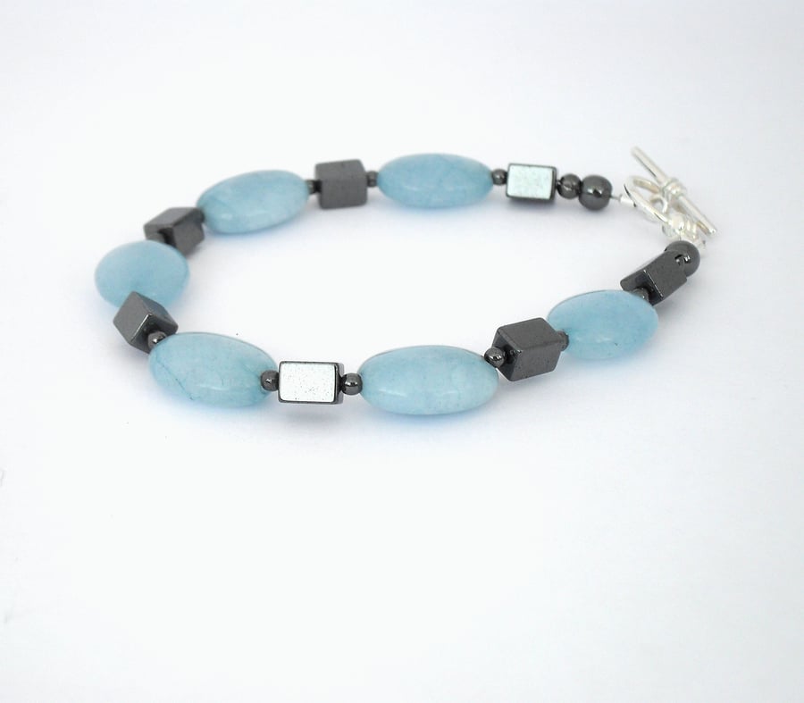 Aquamarine & hematite bracelet