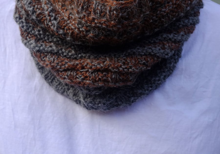 Barrowrise Cowl — shaping the soft rest of sheltered valleys
