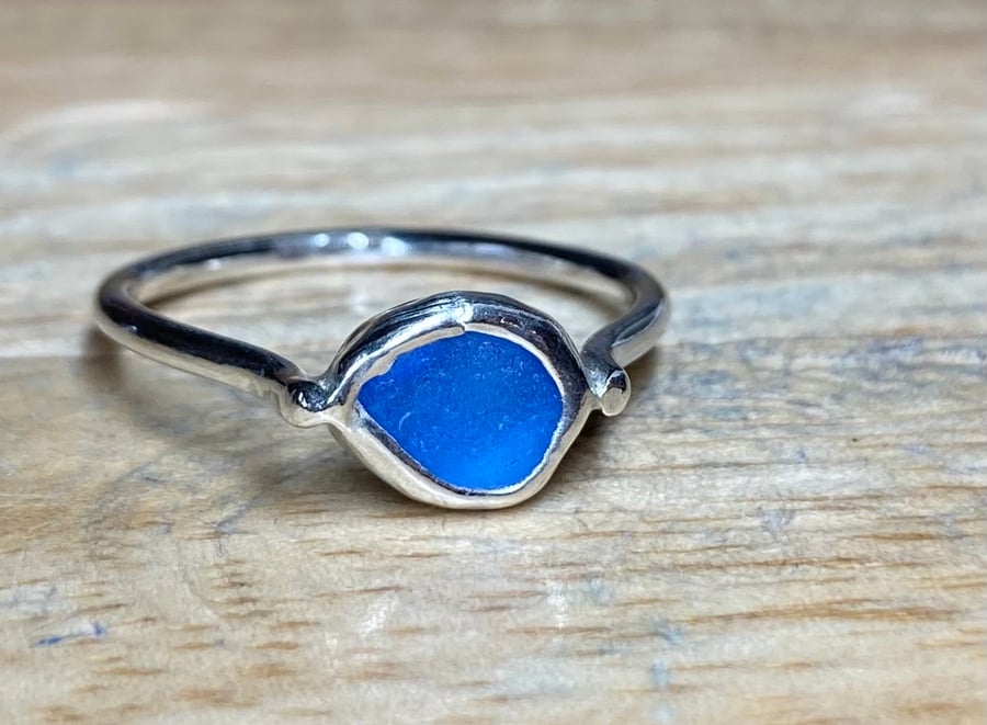 Handmade Sterling & Fine Silver Ring with Cornflower Blue Welsh Sea-Glass
