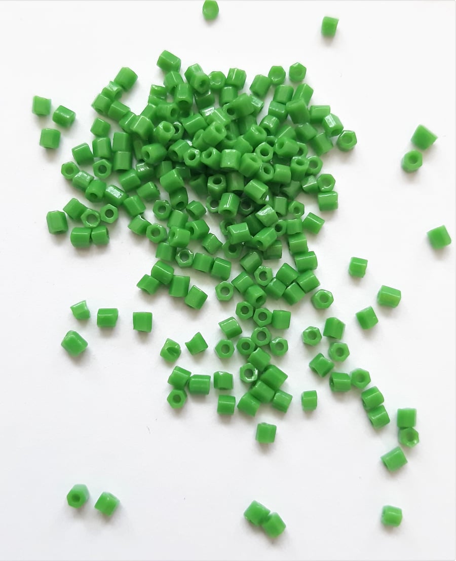 Green Hexagon beads, size 11, small beads for jewellery making and crafts