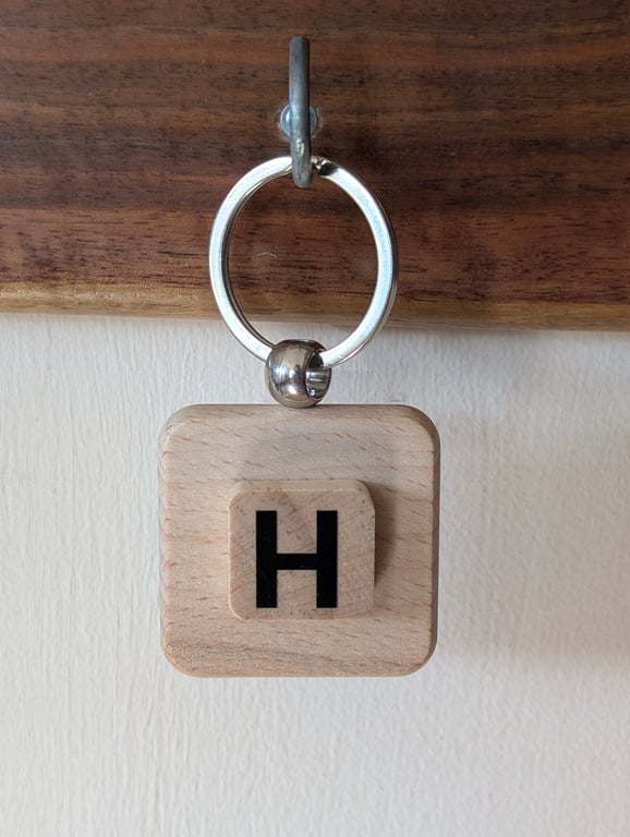 Alphabet letter tile wooden keyring - bagcharm - H