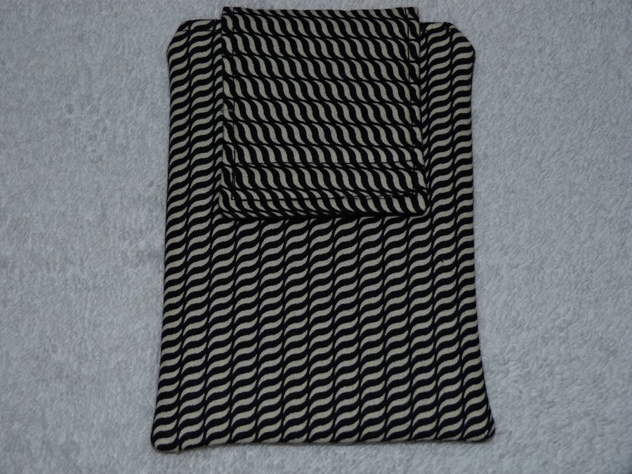 Medium Mobile phone Cover in Black and White Psychedelic Print Cotton