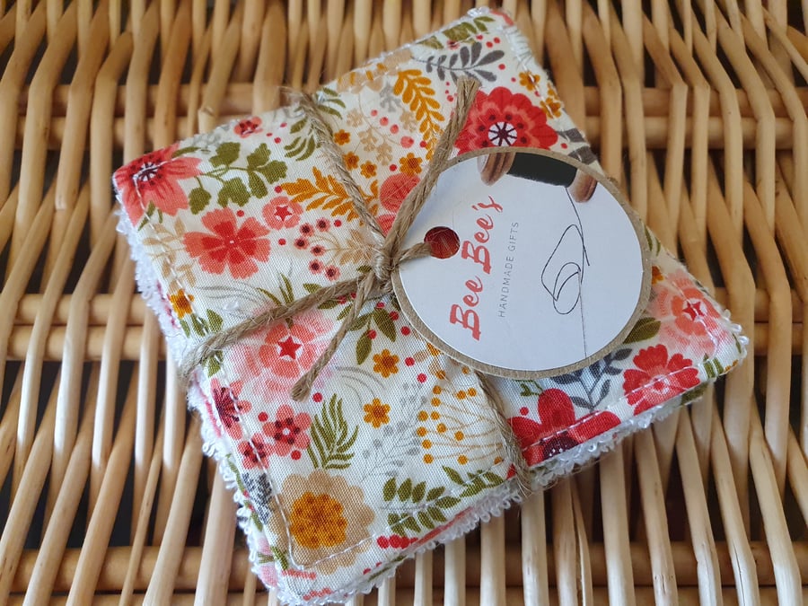 7x Vibrant Pink Floral 3x3inch Reusable Wipes 