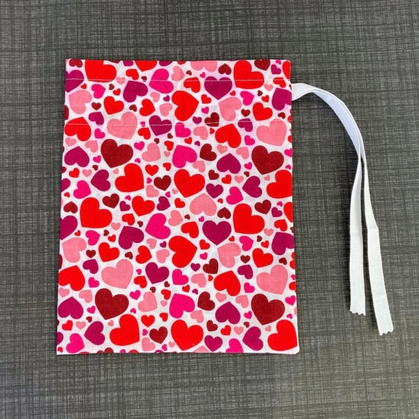 Red, Pink Hearts Fabric Drawstring Gift Bag: Medium Present Wrap.