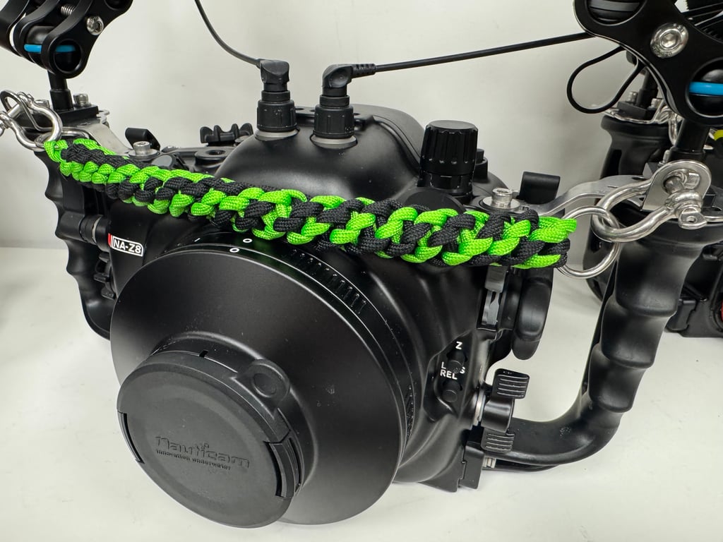 Paracord Rope grab handle for Underwater Camera Housing