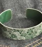 Forest pattern cuff bracelet khaki - Image 2