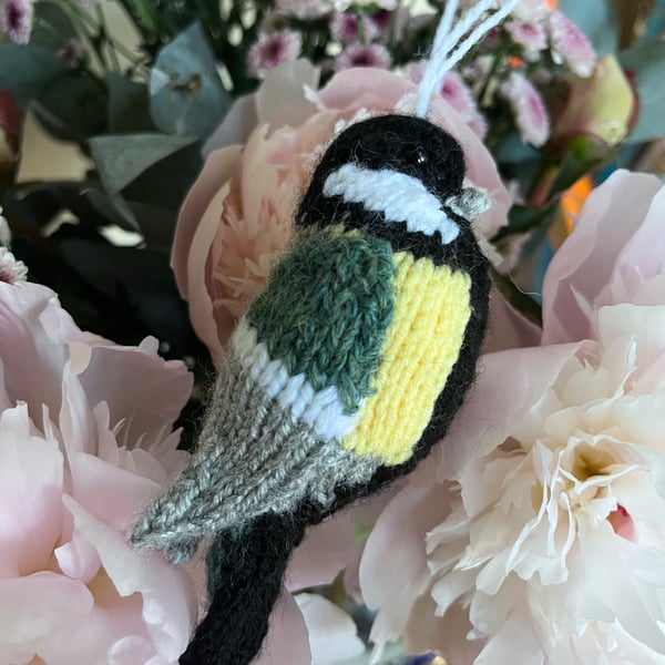 Great tit bird hand knit tree decoration
