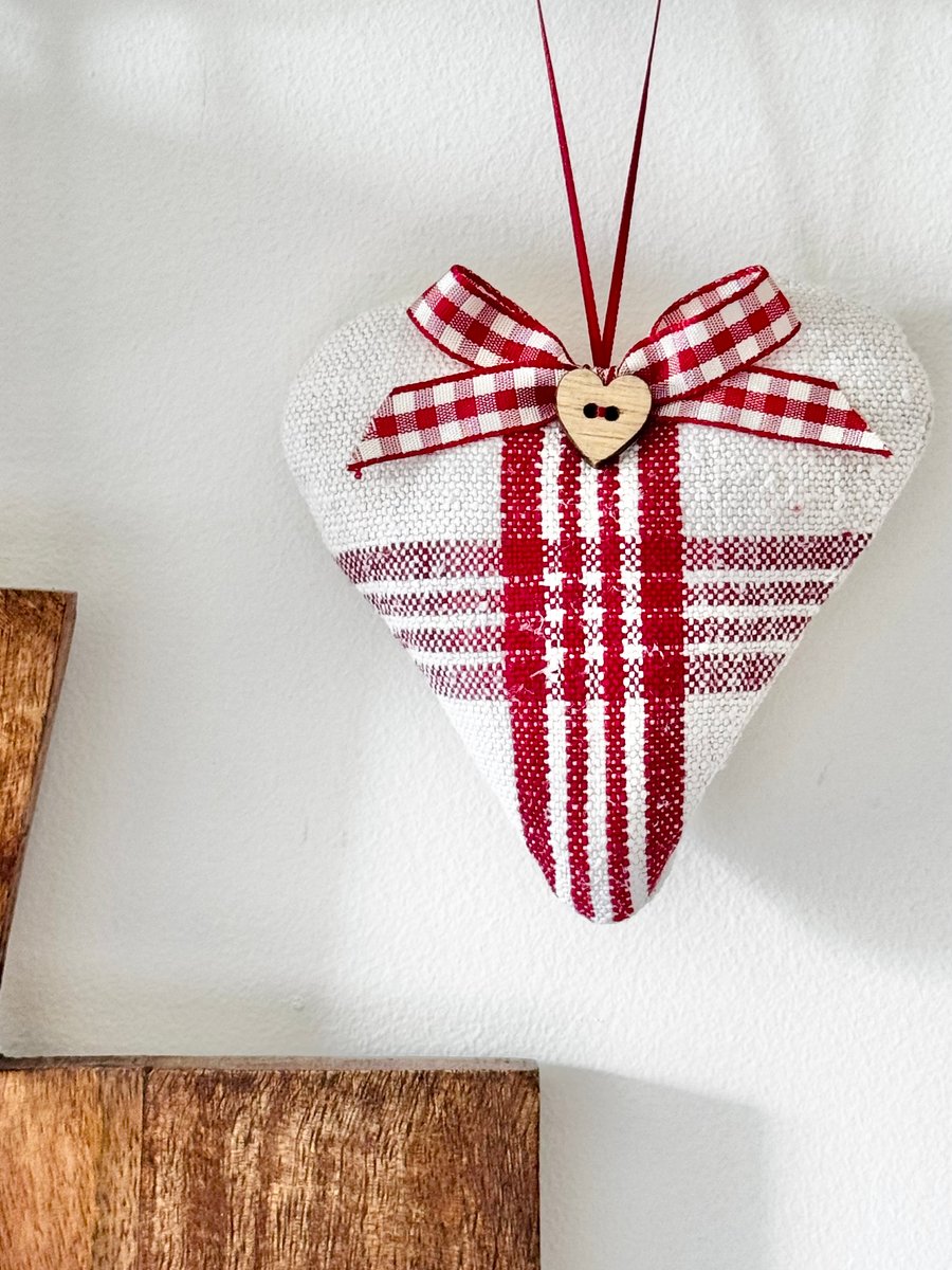 GRAINSACK LINEN HEART DECORATION