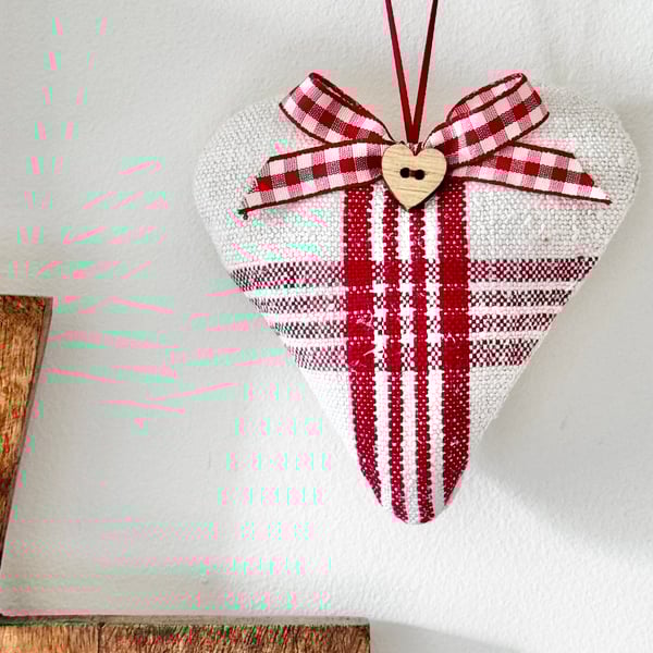 GRAINSACK LINEN HEART DECORATION