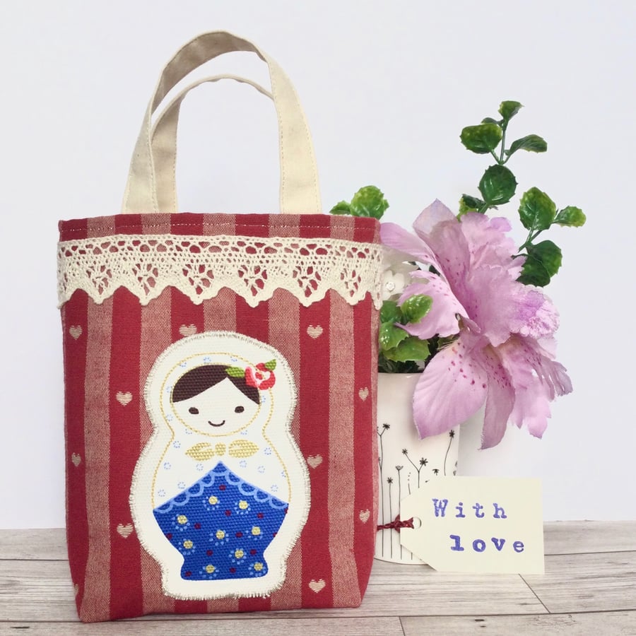 Russian Doll Gift Bag. Fabric Gift Bag. Tiny Tote. Fabric Storage. Cute Gift.