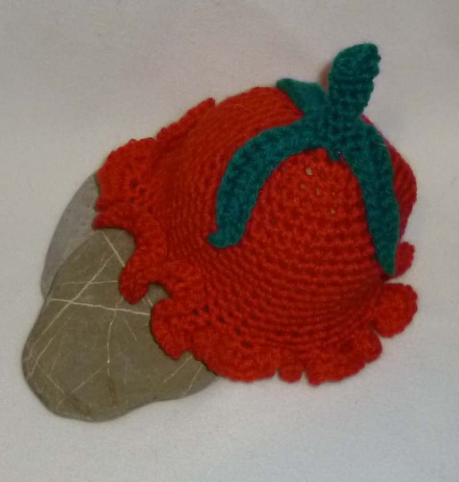 Hand crochet strawberry baby hat 0-3month