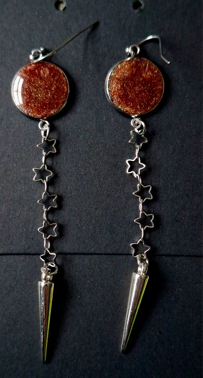 Long gothic star spike dangly earrings emo alternative 