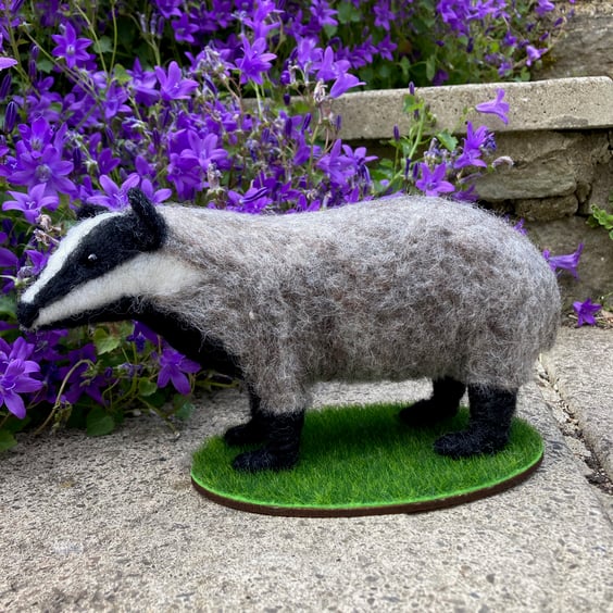 Model badger, needle felted, sculpture, ornament