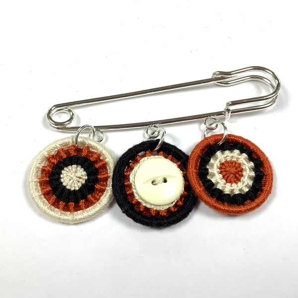 Kilt Pin Brooch