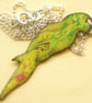 pendant - parrot: scrolled dark red, green, red over yellow - Image 2
