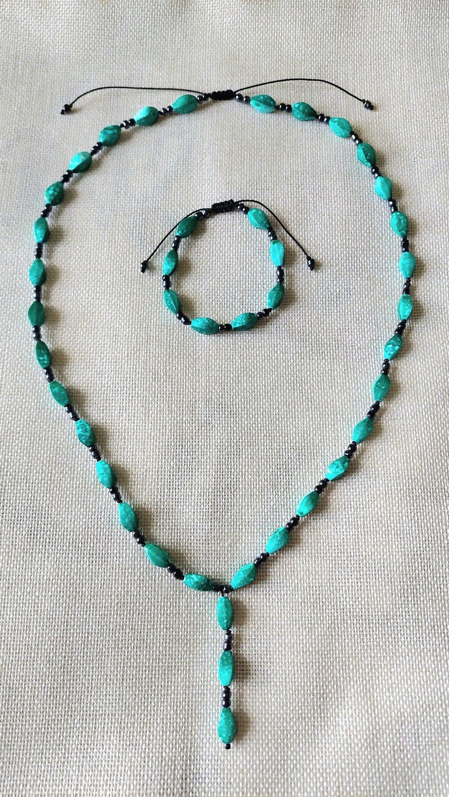 Turquoise & Black Beaded Necklace and Bracelet Set - Handmade Boho Jewellery.