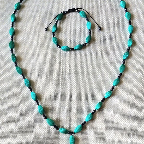 Turquoise & Black Beaded Necklace and Bracelet Set - Handmade Boho Jewellery.