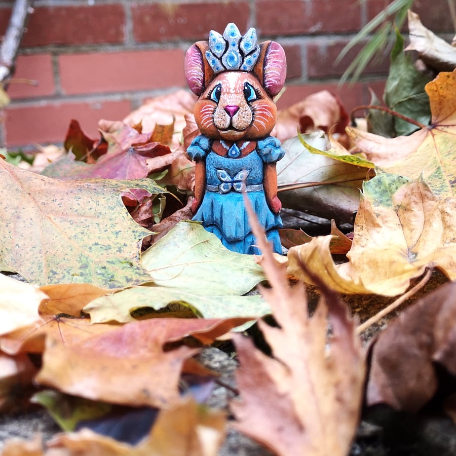RESERVED FOR LORETTA - Princess Mirabell the mouse wood carving