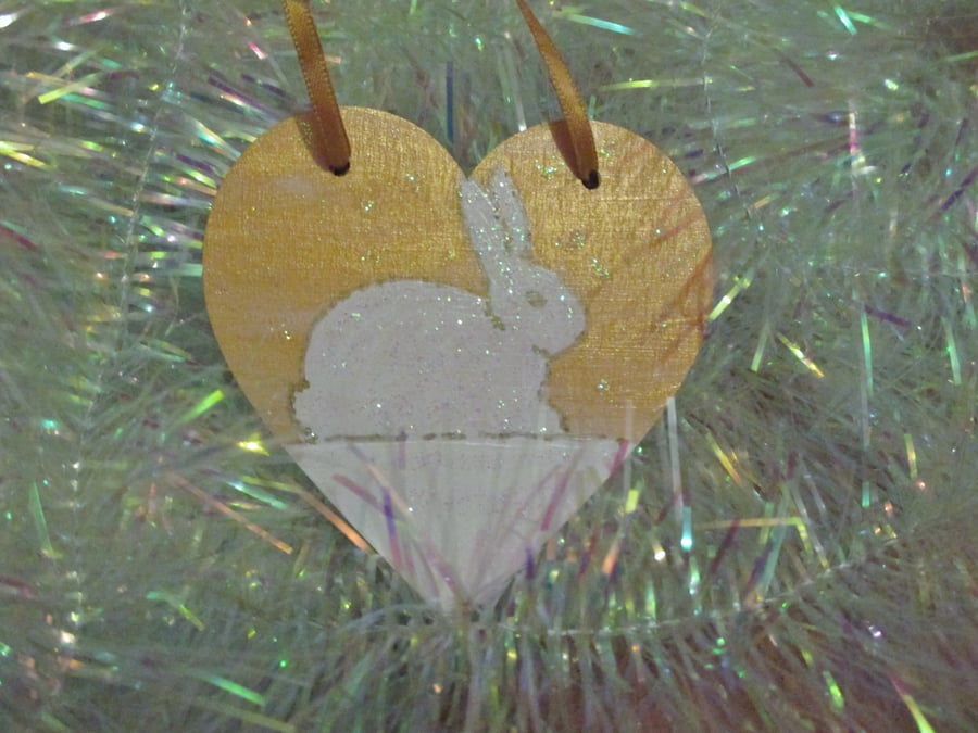 Bunny Rabbit Heart Christmas Tree Decoration Snow Scene White Glitter and Gold
