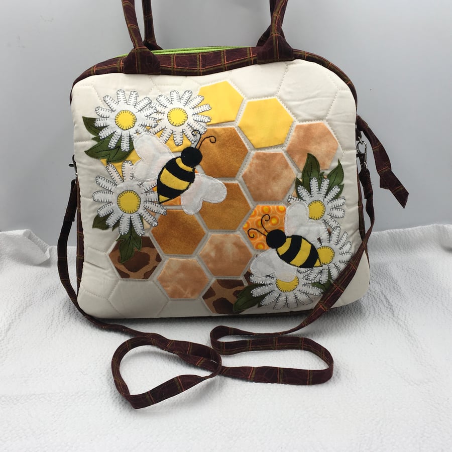 Honeycomb, Bees and Daisies Appliquéd Bag. Cross-body and Handles, Large Size
