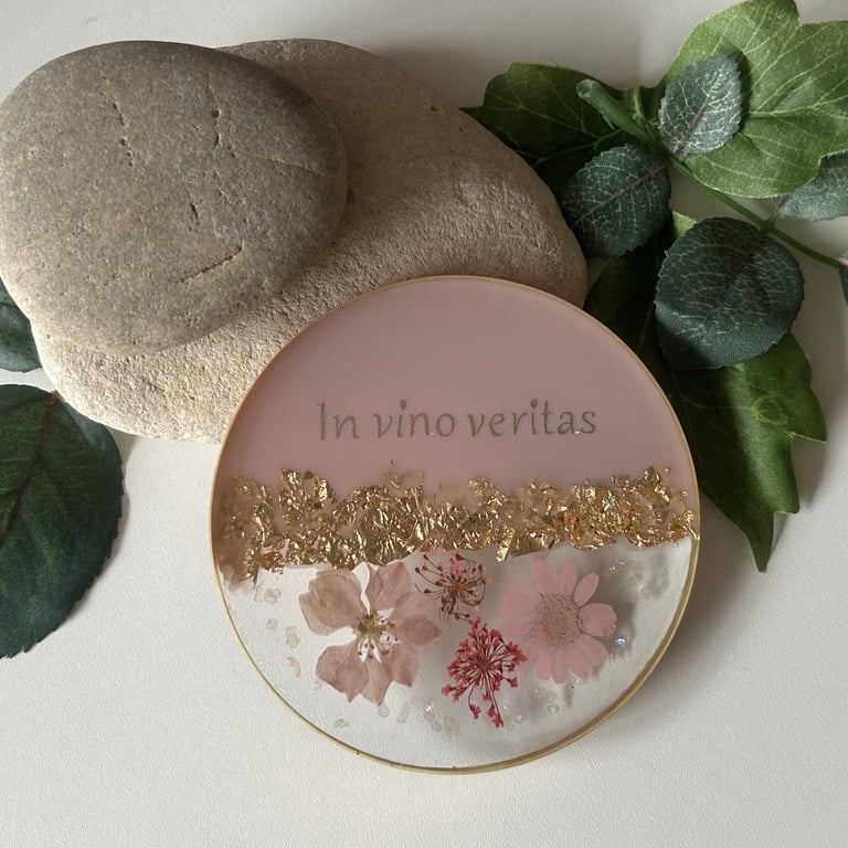 Resin Coaster with Dried Flowers, Crystals & Gold Leaf - Moments in Resin