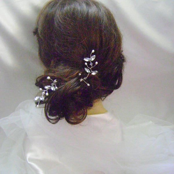 Exquisita - Freshwater Pearl & Diamante Hairpins