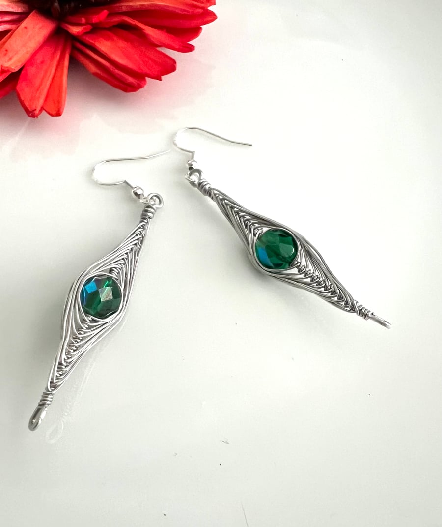 Herringbone Wire Wrapped Earrings in Aluminium Wire with Emerald Green Beads.