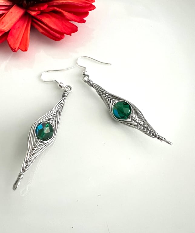 Herringbone Wire Wrapped Earrings in Aluminium Wire with Emerald Green Beads.