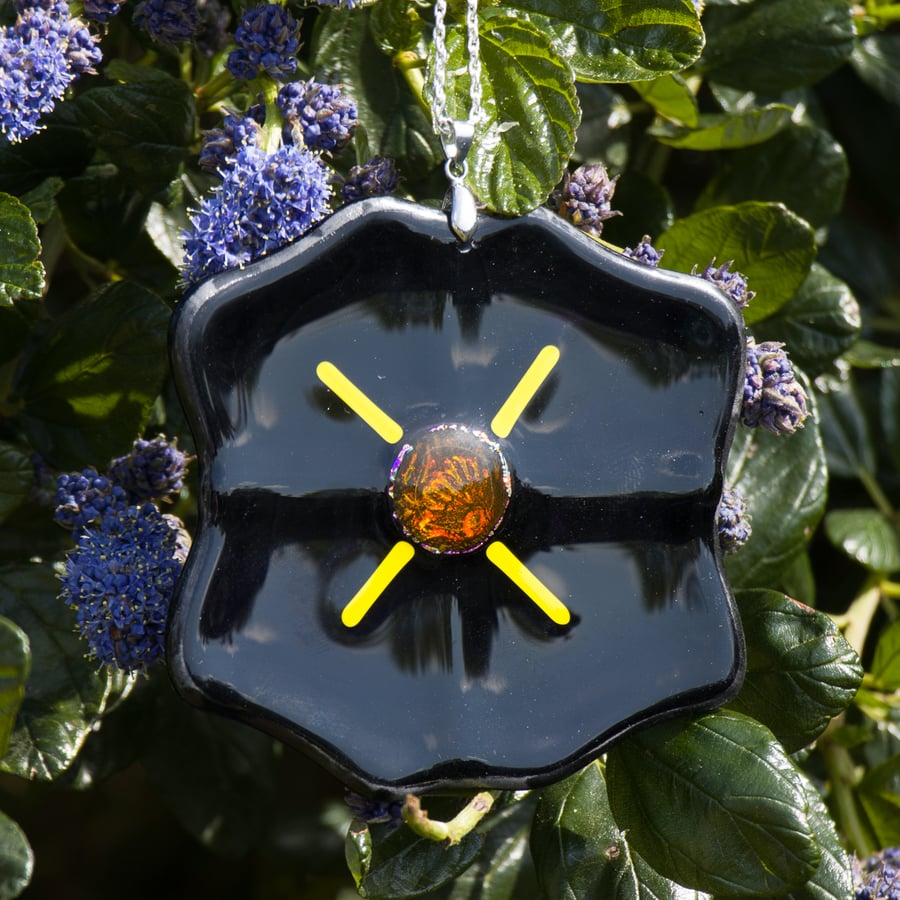 Purple Fused Glass Poppy - 3112 - includes donation to the RBL