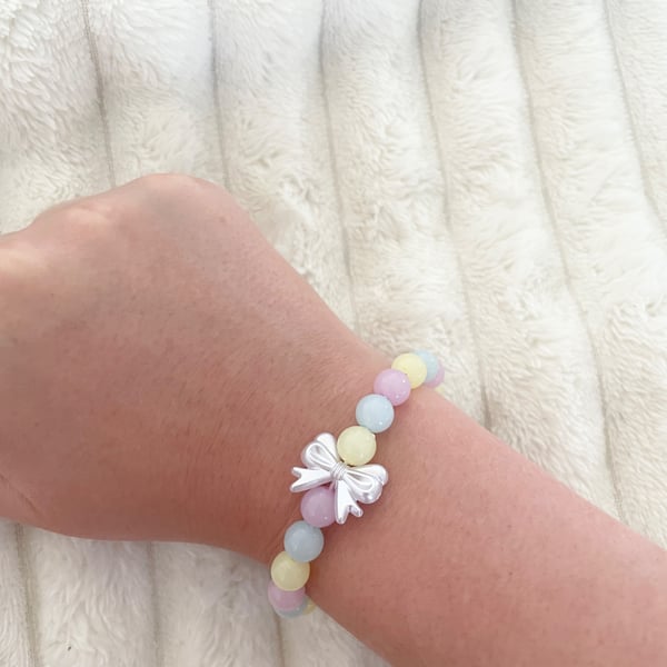 Pastel Glass Beads Bow Bracelet